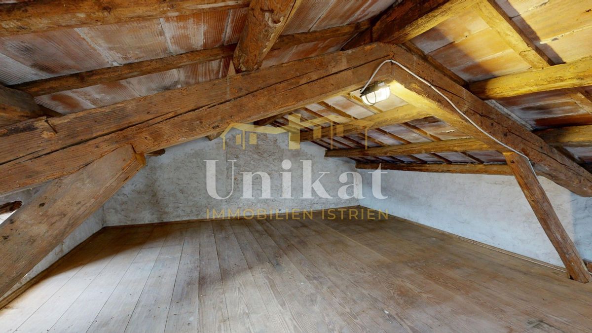 Dvojna kuća con garage e ampio giardino